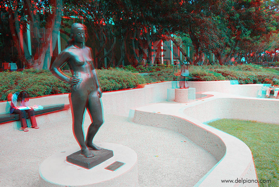 3D stereo Anaglyphs of sculptures, statues, bas-reliefs, monuments 